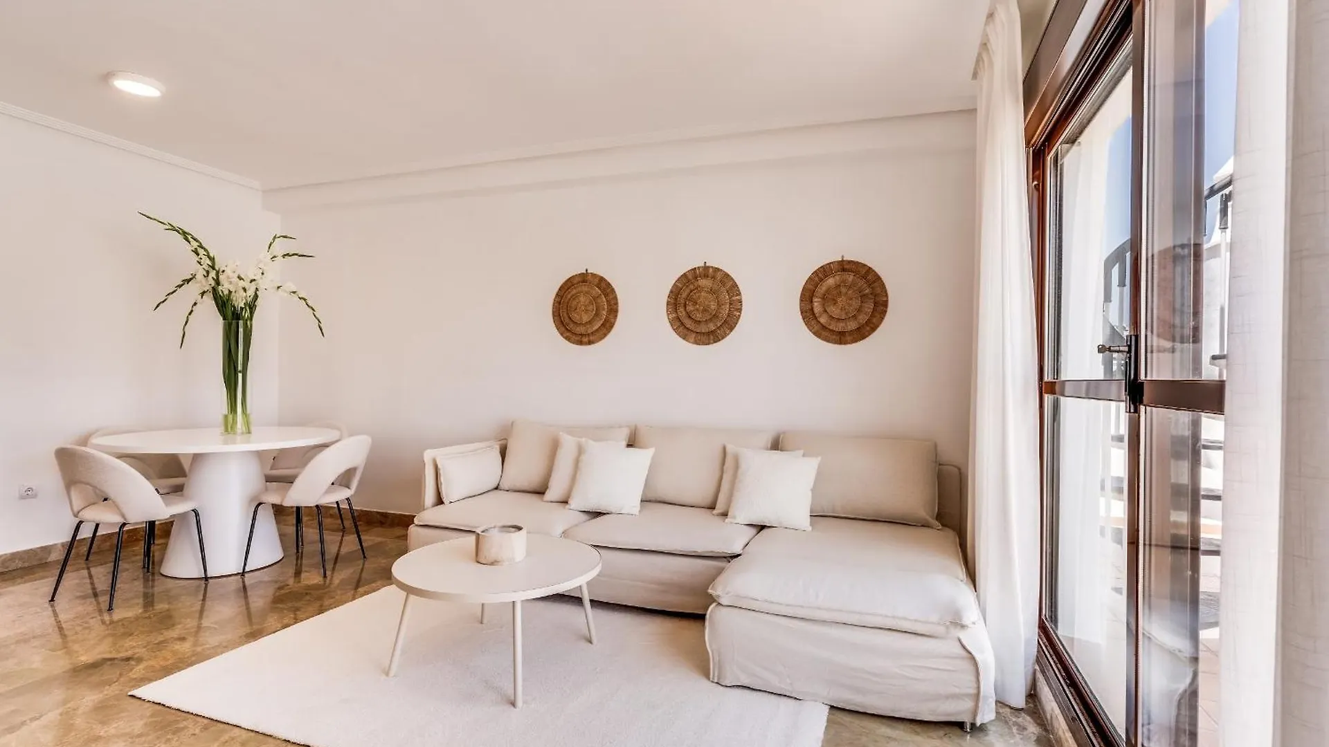 Nieuw Ingericht Penthouse Met Ruim Dakterras Apartment Estepona