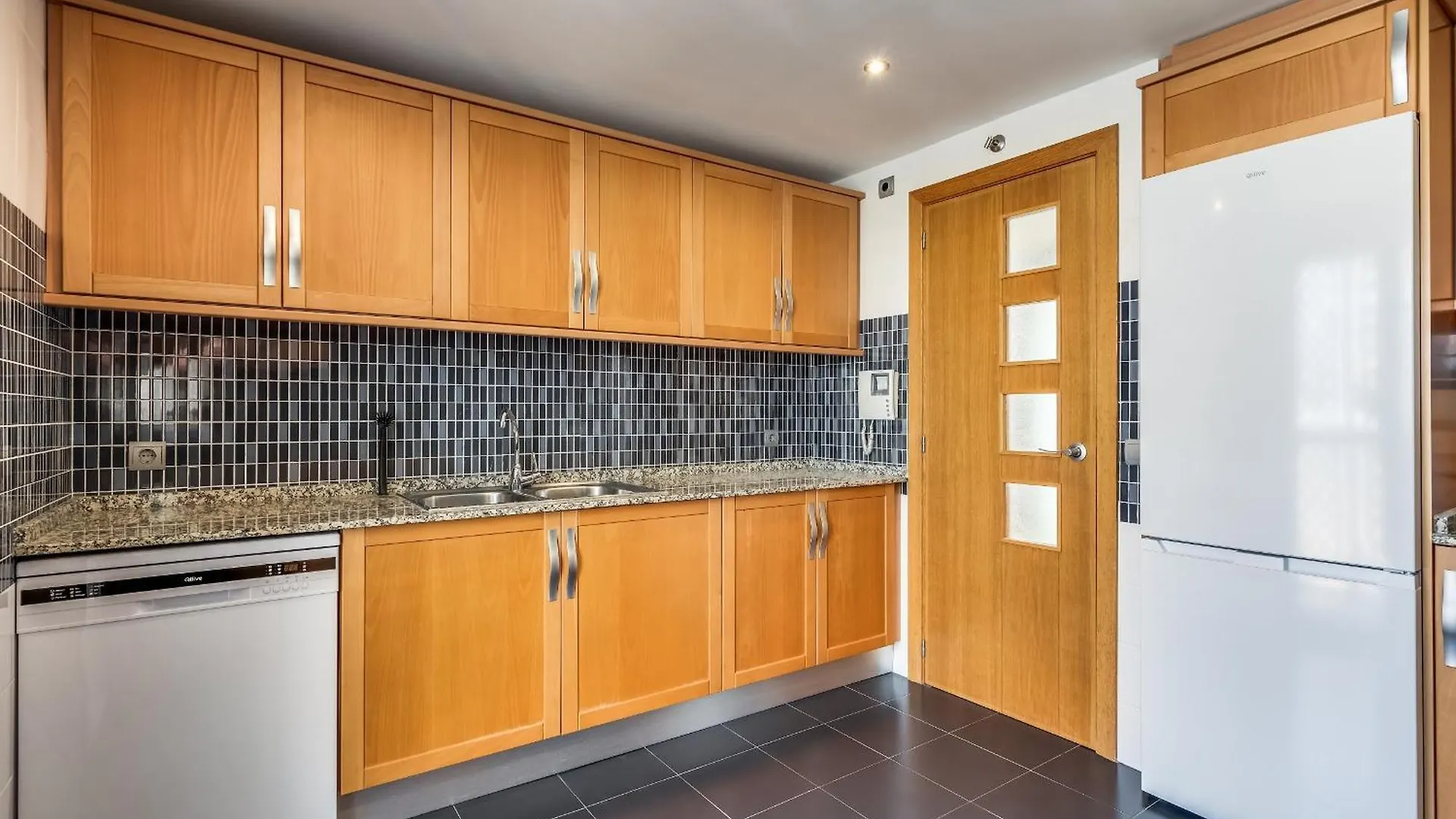 Nieuw Ingericht Penthouse Met Ruim Dakterras Apartment Estepona