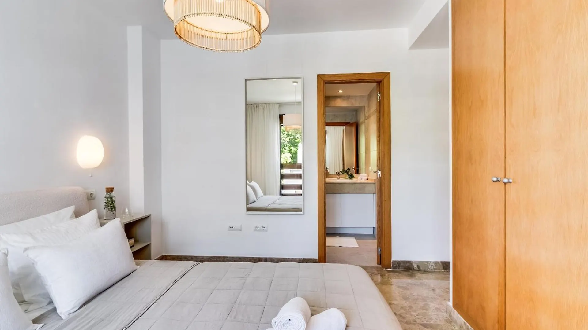 Nieuw Ingericht Penthouse Met Ruim Dakterras Apartment Estepona